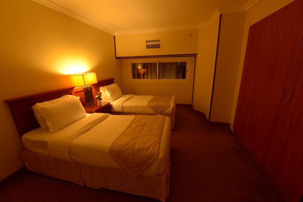 Retaj Al Bayt Suites Mecca Room photo